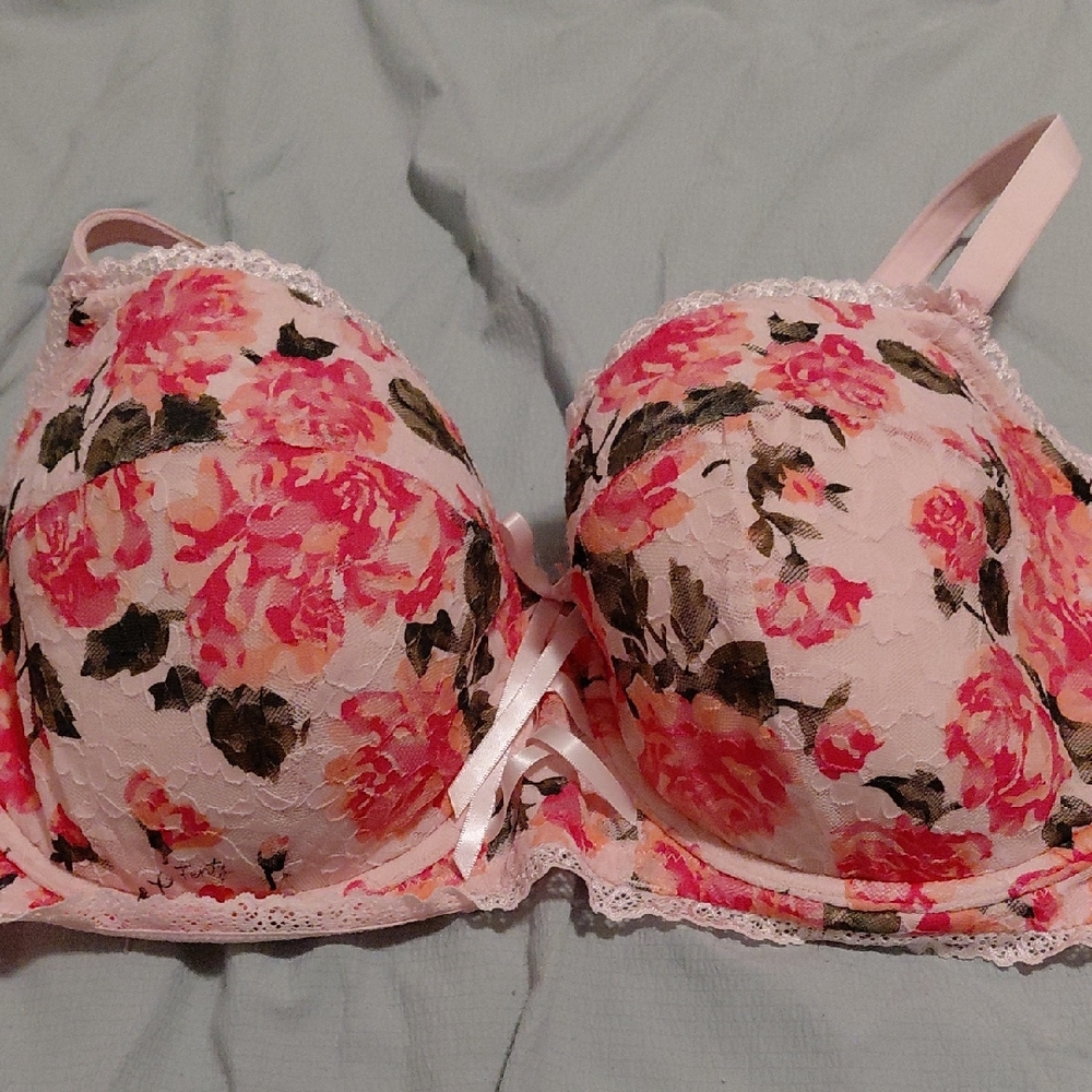 Savage X Fenty Pink Floral Lace Bra